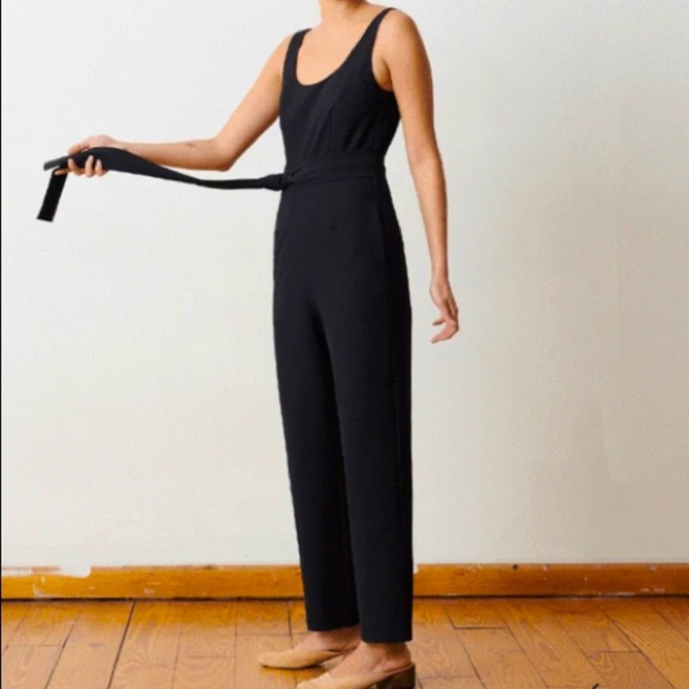 Aday Belted power suit in black.